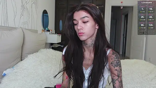 vinkitinkii online show from 12-21-25, 07:32