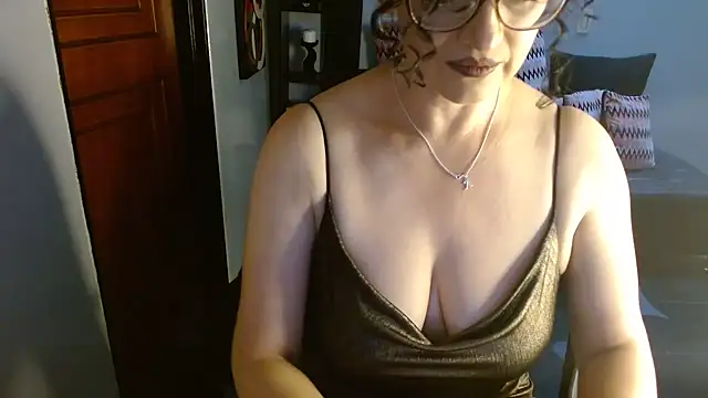 MATURETOPASIO online show from 02-01-26, 09:13