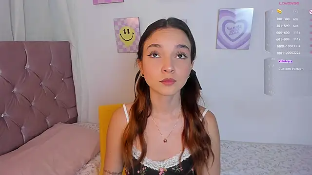 Snapshot of kate_sweet01 chatting on 10-01-25, 02:49 kate sweet01 online show from 10-01-25, 02:49