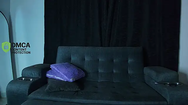 Snapshot of yungelitamor_ chatting on 03-19-26, 06:02 yungelitamor online show from 03-19-26, 06:02