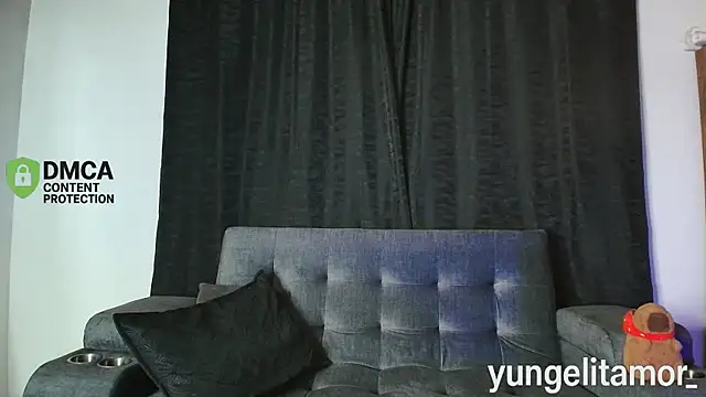 yungelitamor  online show from 09-29-25, 05:03