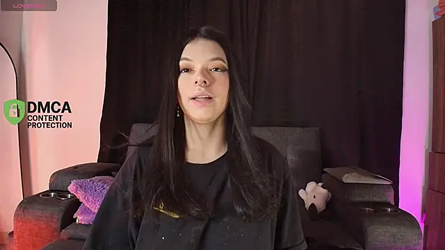 yungelitamor  online show from 05-04-26, 05:44