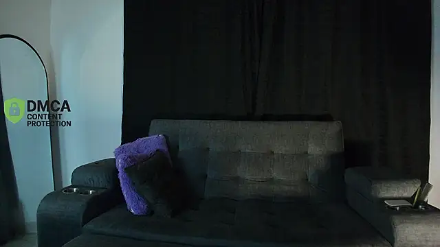 Snapshot of yungelitamor_ chatting on 03-18-26, 05:21 yungelitamor online show from 03-18-26, 05:21