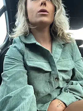 petrouchkaaa  online show from 11-12-25, 09:57