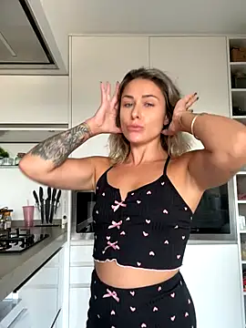 petrouchkaaa  online show from 10-17-25, 07:44