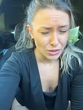 petrouchkaaa  online show from 11-29-25, 09:42