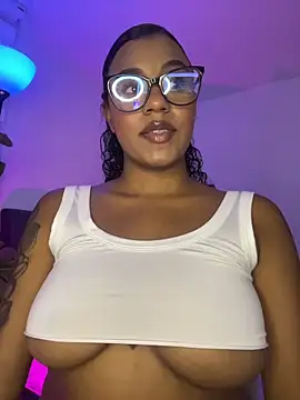 charlotteeruss online show from 11-05-25, 03:42