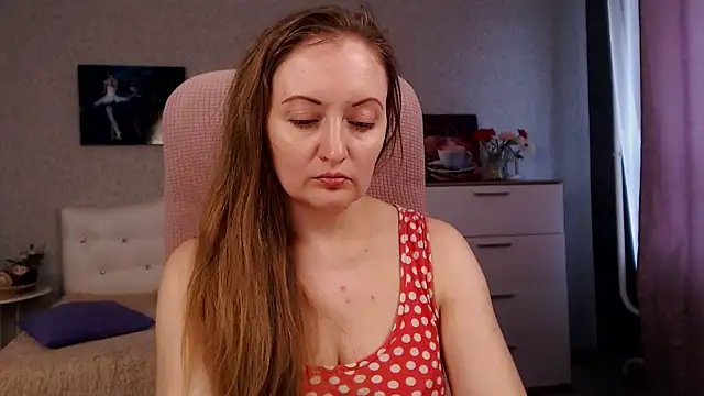 Snapshot of BettyFootFetish chatting on 05-23-26, 07:51 BettyFootFetish online show from 05-23-26, 07:51