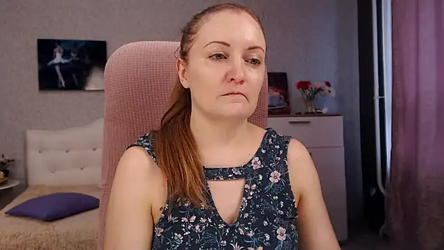 BettyFootFetish online show from 04-17-26, 12:19