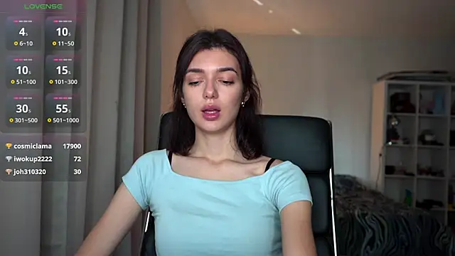 olivia jeas online show from 11-29-25, 10:10