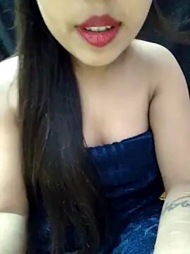 Snapshot of Roshni_98 chatting on 05-03-26, 06:55 Roshni 98 online show from 05-03-26, 06:55
