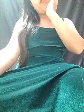 Snapshot of Roshni_98 chatting on 05-01-26, 05:51 Roshni 98 online show from 05-01-26, 05:51