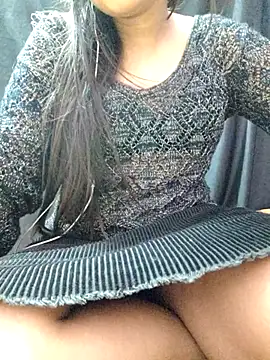 Snapshot of Roshni_98 chatting on 03-14-26, 06:19 Roshni 98 online show from 03-14-26, 06:19