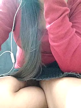 Snapshot of Roshni_98 chatting on 02-26-26, 05:24 Roshni 98 online show from 02-26-26, 05:24