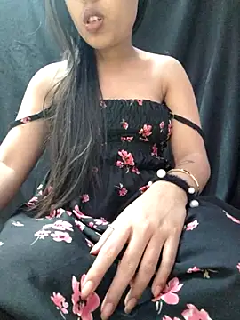 Snapshot of Roshni_98 chatting on 02-15-26, 12:37 Roshni 98 online show from 02-15-26, 12:37