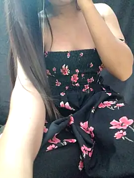 Snapshot of Roshni_98 chatting on 09-21-25, 04:39 Roshni 98 online show from 09-21-25, 04:39