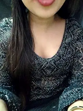 Snapshot of Roshni_98 chatting on 04-10-26, 06:48 Roshni 98 online show from 04-10-26, 06:48