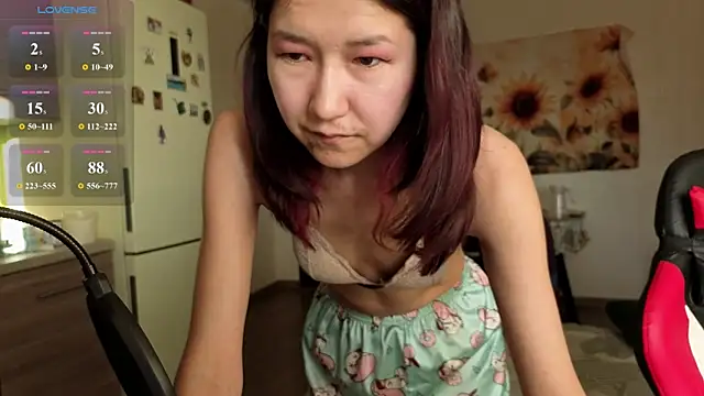 LeyylaStoone online show from 06-11-26, 12:01