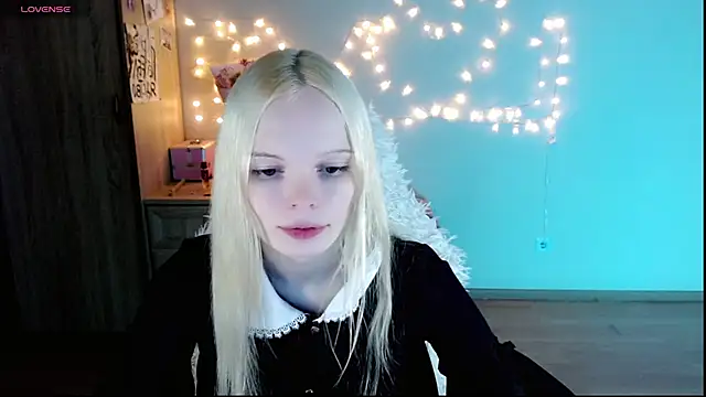 Emily Nyaffee online show from 03-04-25, 11:22