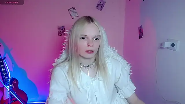 Emily Nyaffee online show from 03-30-26, 09:16