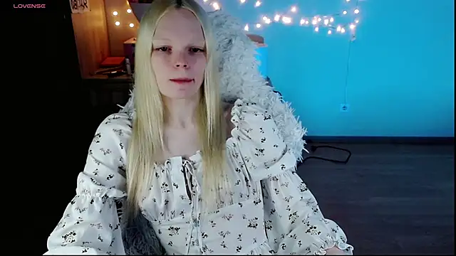 Emily Nyaffee online show from 03-20-25, 07:14