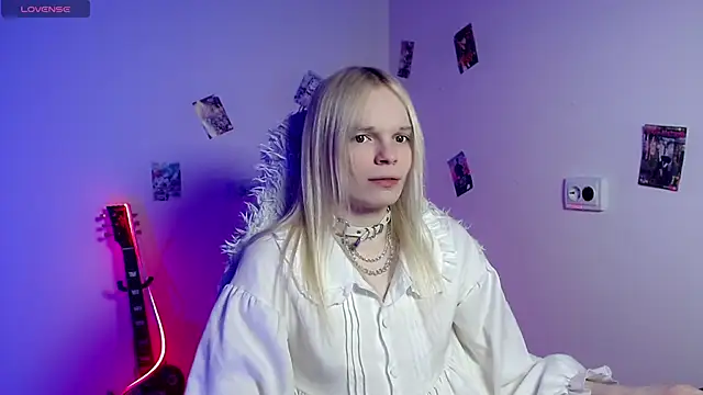 Emily Nyaffee online show from 03-15-26, 07:10