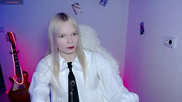 Emily Nyaffee online show from 03-08-26, 08:45