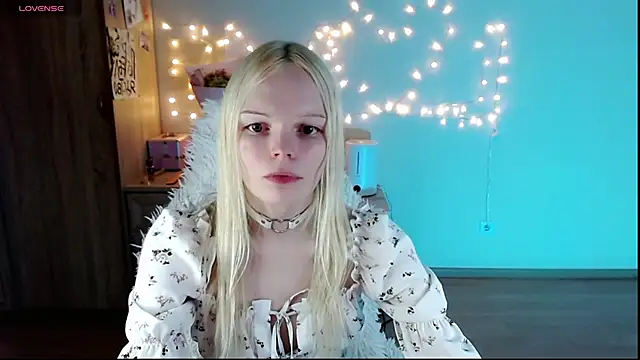 Emily Nyaffee online show from 03-10-25, 12:28