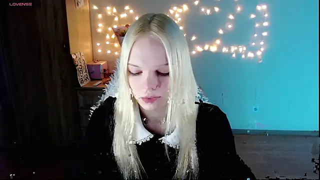 Emily Nyaffee online show from 02-26-25, 11:09