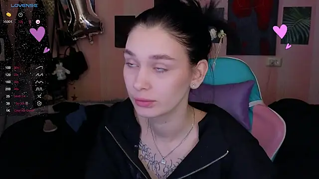 Snapshot of Amanda_Tender chatting on 02-20-25, 09:31 Amanda Tender online show from 02-20-25, 09:31