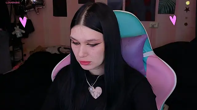 Snapshot of Amanda_Tender chatting on 02-16-25, 09:05 Amanda Tender online show from 02-16-25, 09:05