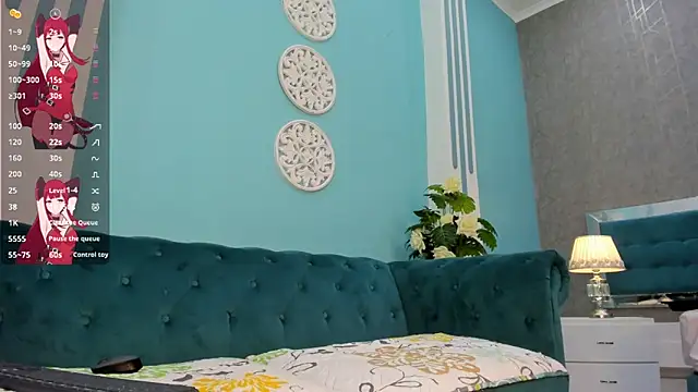 Snapshot of KarlynHoliss chatting on 12-10-24, 11:54 KarlynHoliss online show from 12-10-24, 11:54