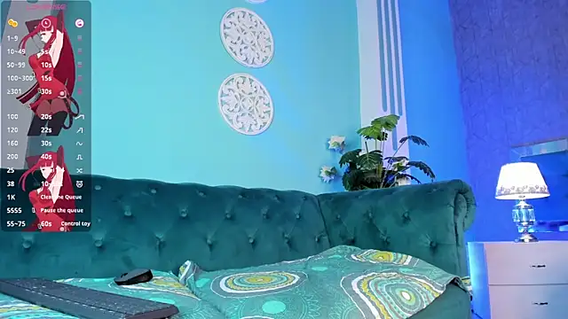 Snapshot of KarlynHoliss chatting on 12-09-24, 05:52 KarlynHoliss online show from 12-09-24, 05:52