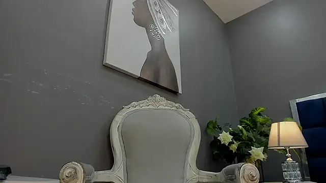 Snapshot of KarlynHoliss chatting on 01-07-25, 12:52 KarlynHoliss online show from 01-07-25, 12:52