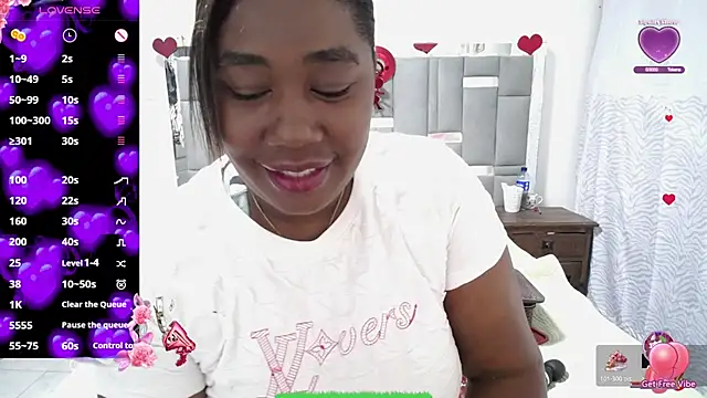Snapshot of thickebonymilfF chatting on 09-25-25, 03:12 thickebonymilfF online show from 09-25-25, 03:12