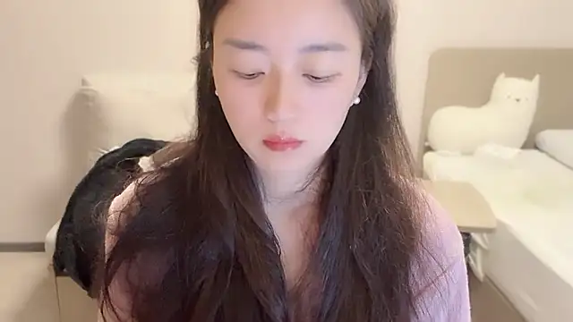 A-xena online show from 10-24-25, 02:43