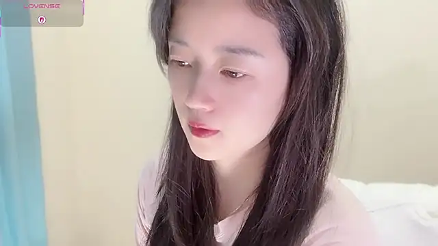 A-xena online show from 12-14-25, 02:29