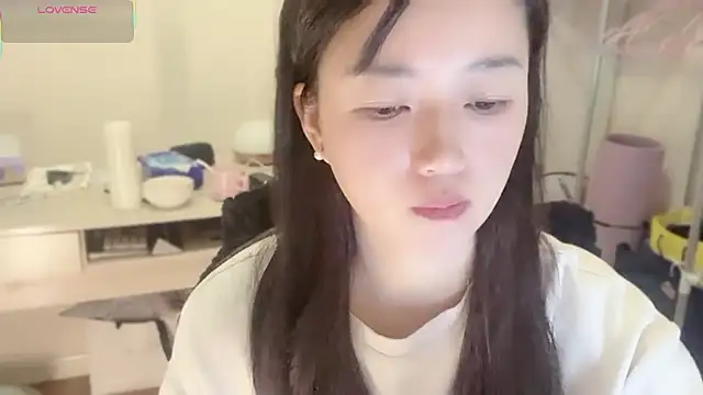 A-xena online show from 12-04-25, 02:32