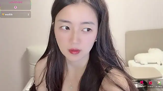 A-xena online show from 10-26-25, 03:07