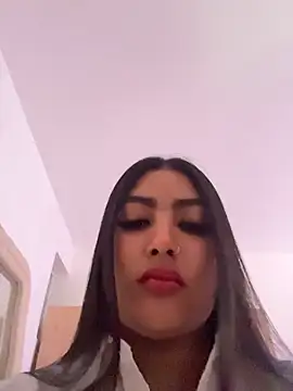 NatashaBrown12 online show from 10-25-25, 01:34