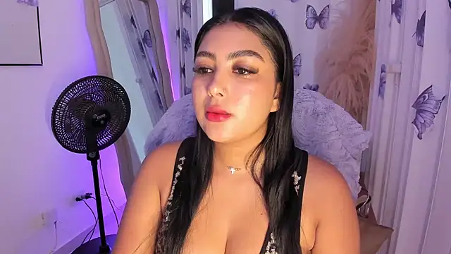 Snapshot of NatashaBrown12 chatting on 06-12-26, 02:48 NatashaBrown12 online show from 06-12-26, 02:48