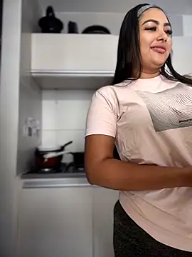 NatashaBrown12 online show from 04-08-26, 02:07