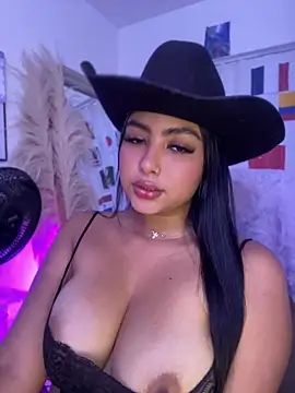 Snapshot of NatashaBrown12 chatting on 07-15-26, 02:24 NatashaBrown12 online show from 07-15-26, 02:24