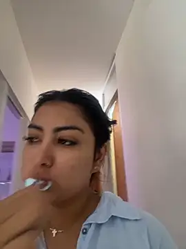 NatashaBrown12 online show from 05-18-26, 01:49