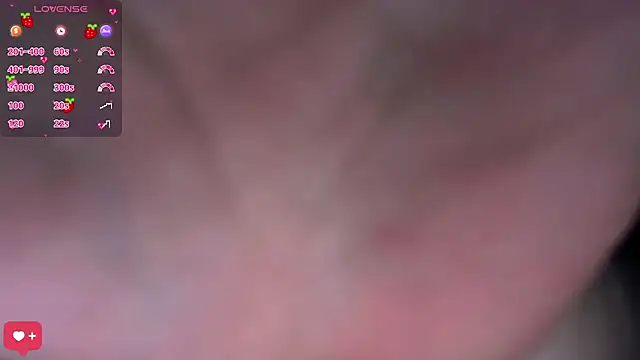 Snapshot of PetiteAngel666 chatting on 09-30-25, 07:53 PetiteAngel666 online show from 09-30-25, 07:53