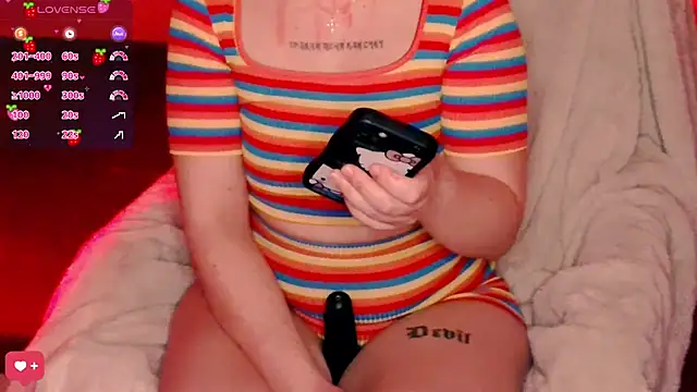 PetiteAngel666 online show from 02-06-26, 11:45