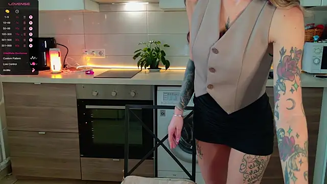 MissLovex online show from 11-10-25, 05:12