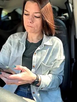 LadyLena1 online show from 09-24-25, 09:54