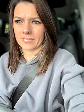 LadyLena1 online show from 09-14-25, 06:19