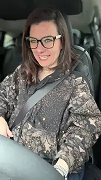 Snapshot of LadyLena1 chatting on 02-20-26, 09:39 LadyLena1 online show from 02-20-26, 09:39